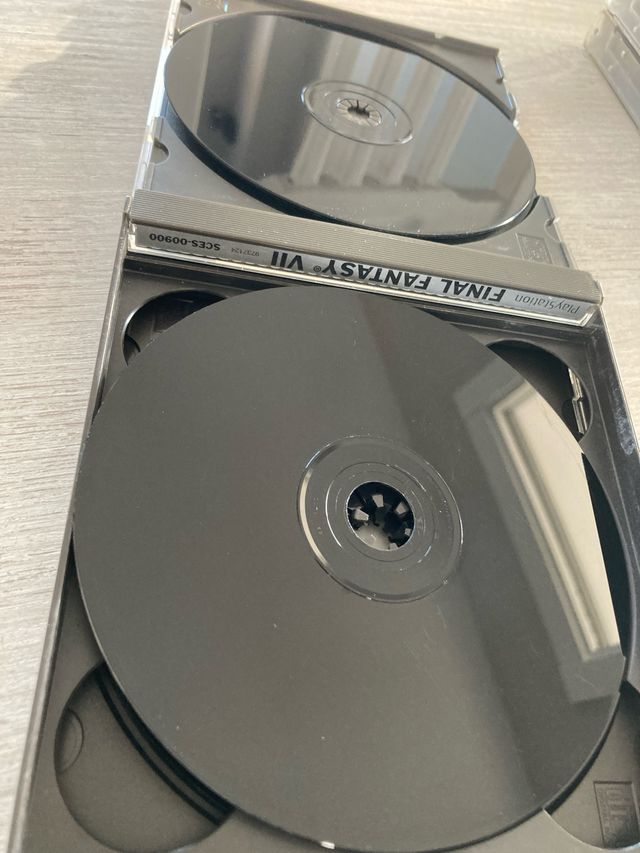 Final Fantasy VII Platinum PS1 pal españa