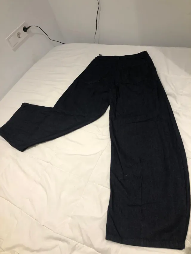 Pantalón Zara ancho