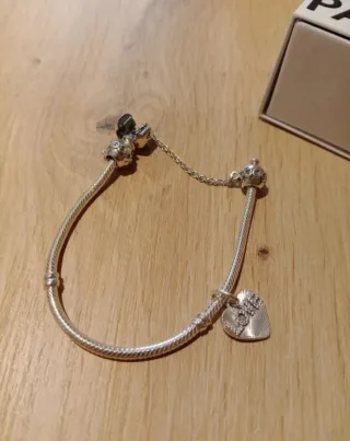 Pulsera Pandora Corazón LOVE Plata