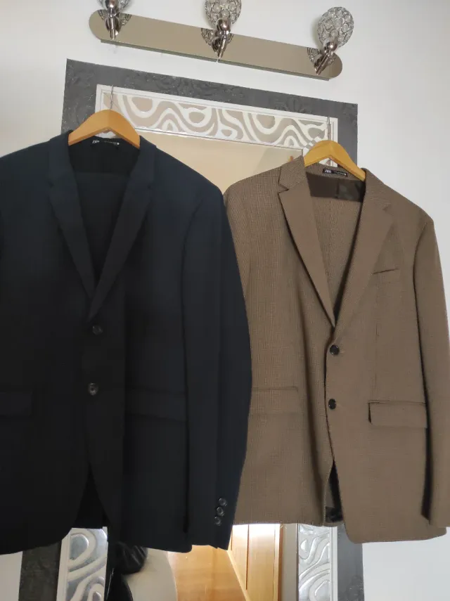 2 Abiti Uomo Blu e Marrone