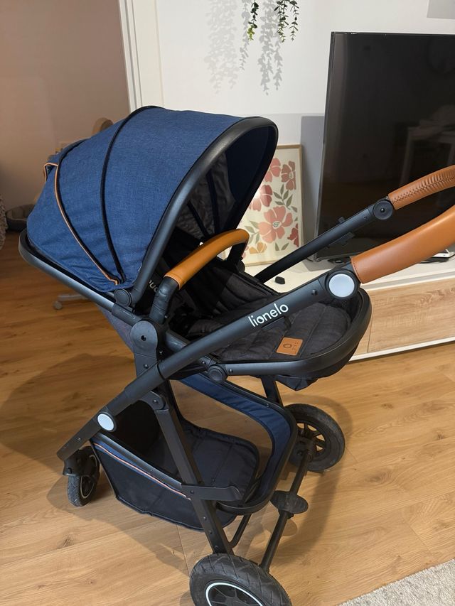 Cochecito trio de bebé Lionelo azul