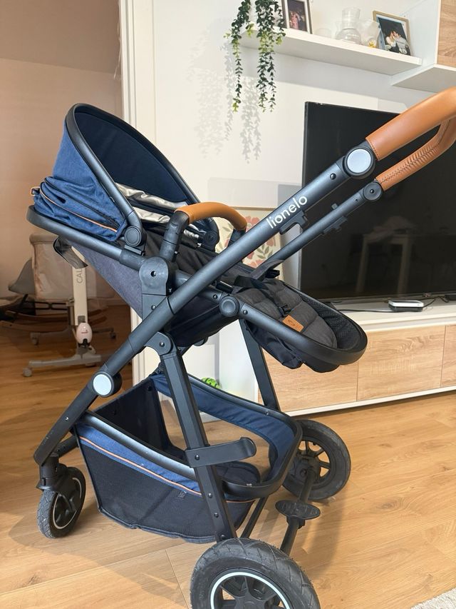 Cochecito trio de bebé Lionelo azul