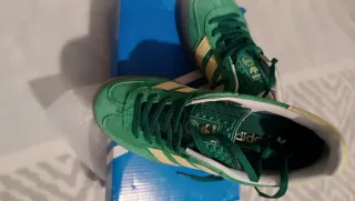 Zapatillas Adidas Gazelle Verde y Beige