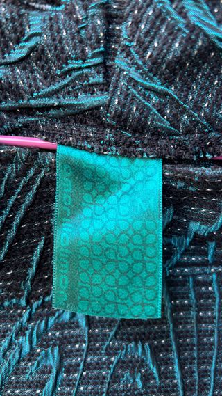 Vestido fiesta verde con detalles plateados