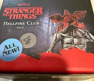 Taza Hellfire Club Stranger Things