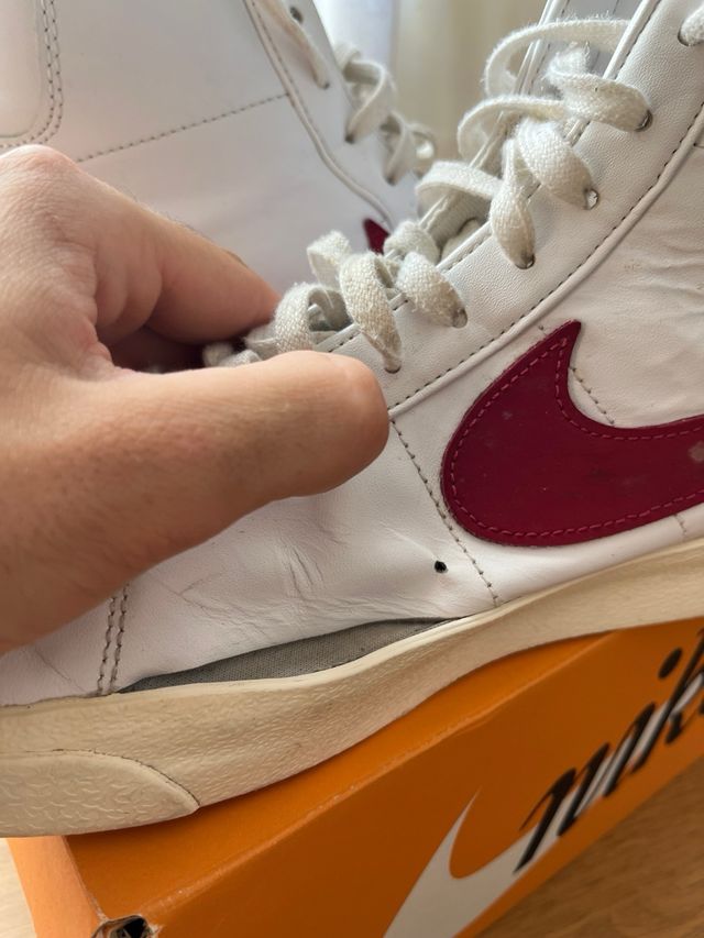 Nike Blazer Logo Rojo Talla 44