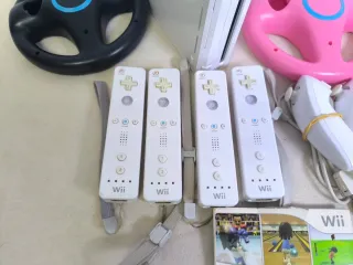 Pack Consola Wii + Accesorios y Juegos