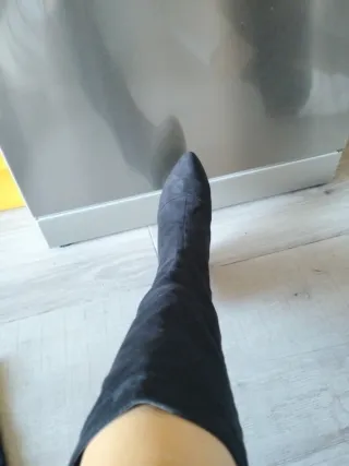 Botas altas negras con cuña Talla 38