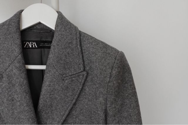 Abrigo paño gris Zara
