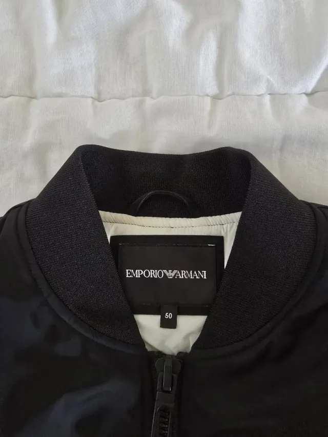 Chaqueta Emporio Armani Negra y Blanca