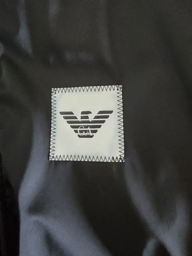 Chaqueta Emporio Armani Negra y Blanca