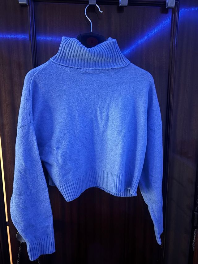 Jersey cuello alto azul talla única