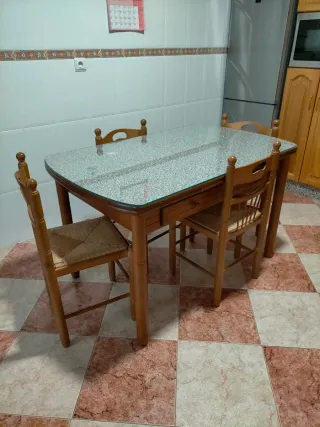 Mesa de cocina madera extensible y cristal