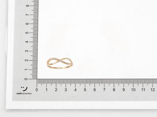 anillo oro 18k con piedra con circonita