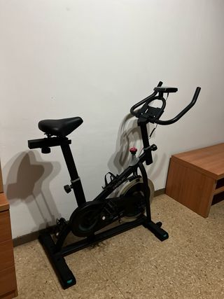 Bicicleta Cecotec casi nueva