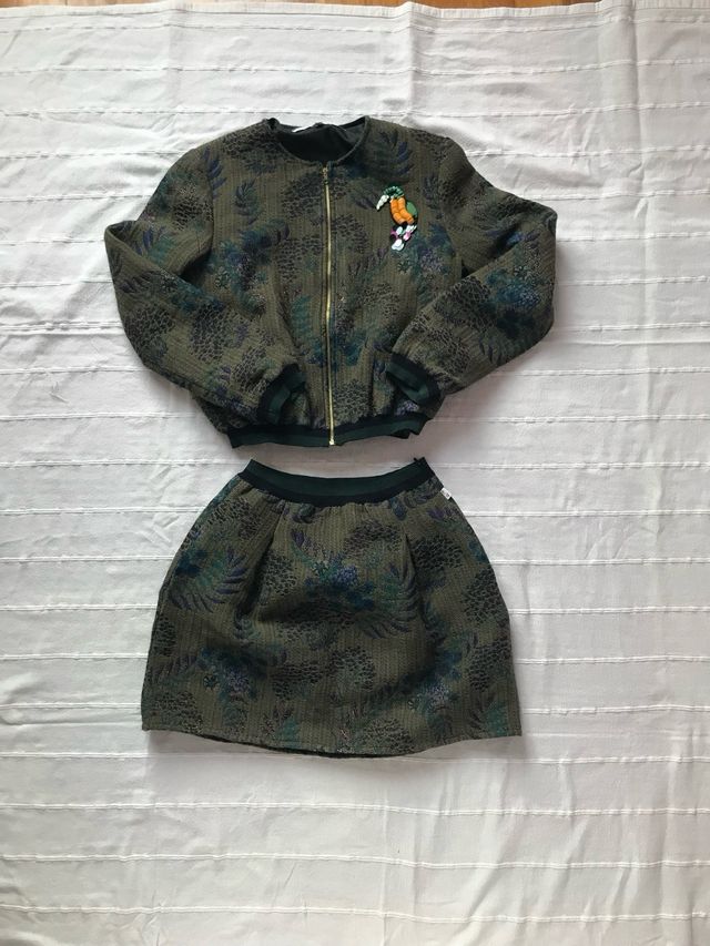 Conjunto Chaqueta y Falda Villalobos