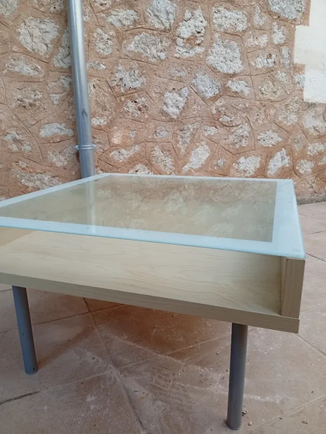 Mesa de centro moderna cristal y madera