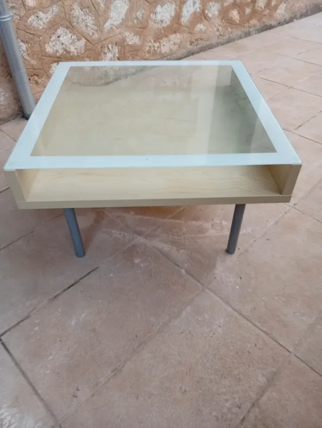 Mesa de centro moderna cristal y madera