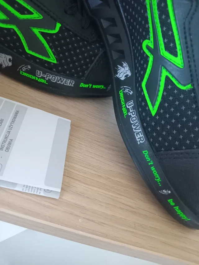 Botas de seguridad U-Power negras y verdes