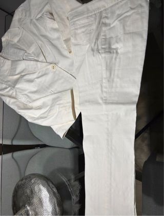 Traje Burberry Blanco