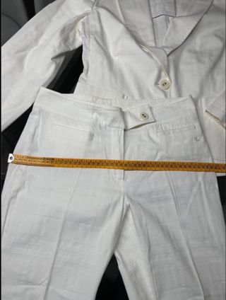 Traje Burberry Blanco