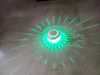 Luci LED galleggianti per piscina