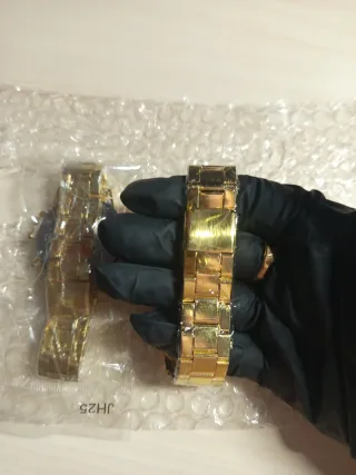 Reloj GENEVA Dorado Negro