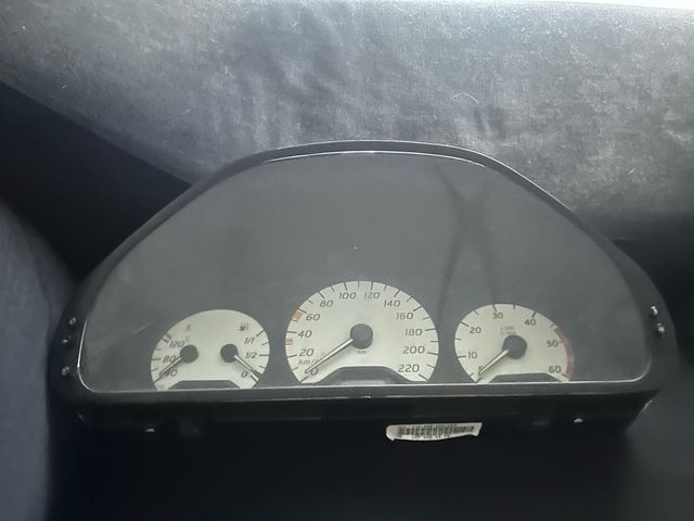 Marcador Sport Mercedes W202 Clase C