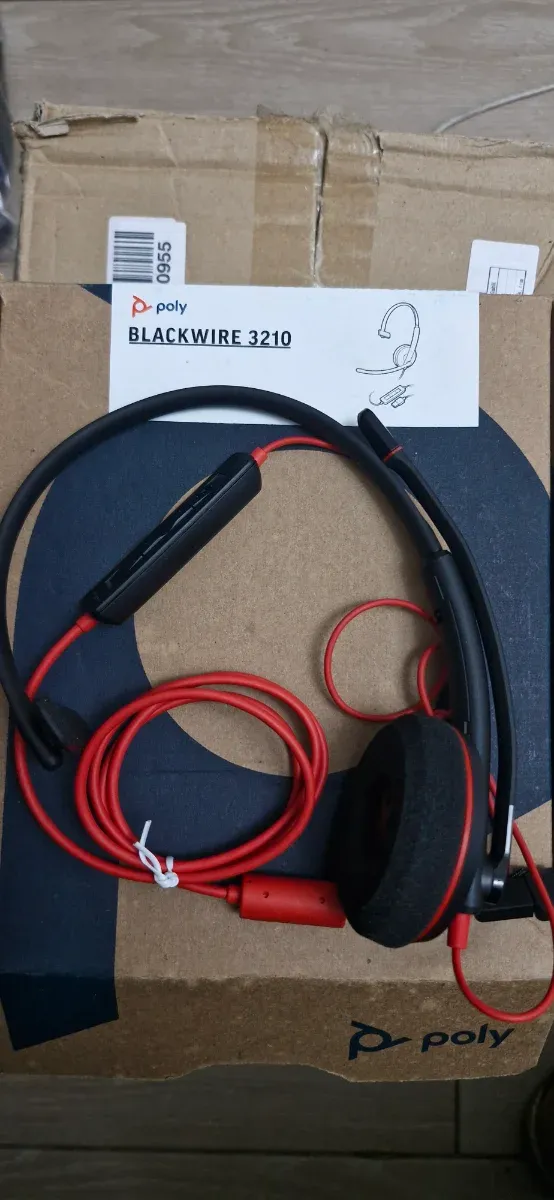 Auriculares Poly Blackwire 3210 USB