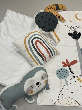 Conjunto mini cuna con peluches