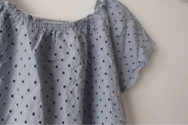 Camiseta cuello barco azul