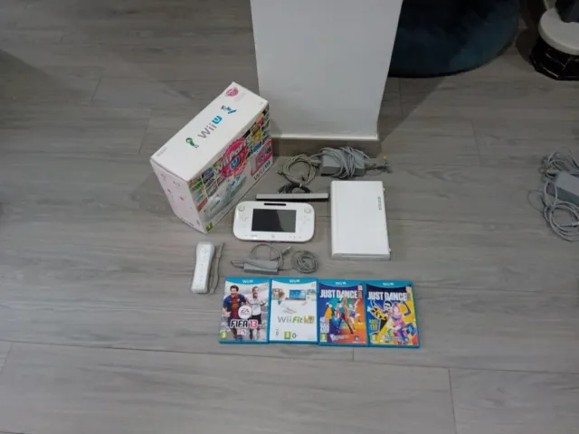 Nintendo Wii U 8GB Bianca con scatola