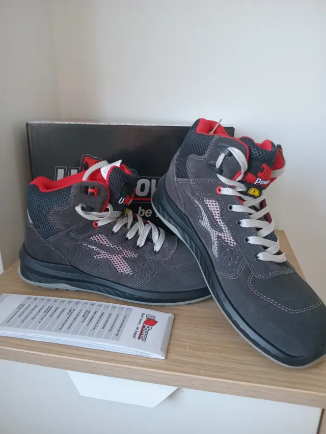 Botas de seguridad U-Power grises y rojas