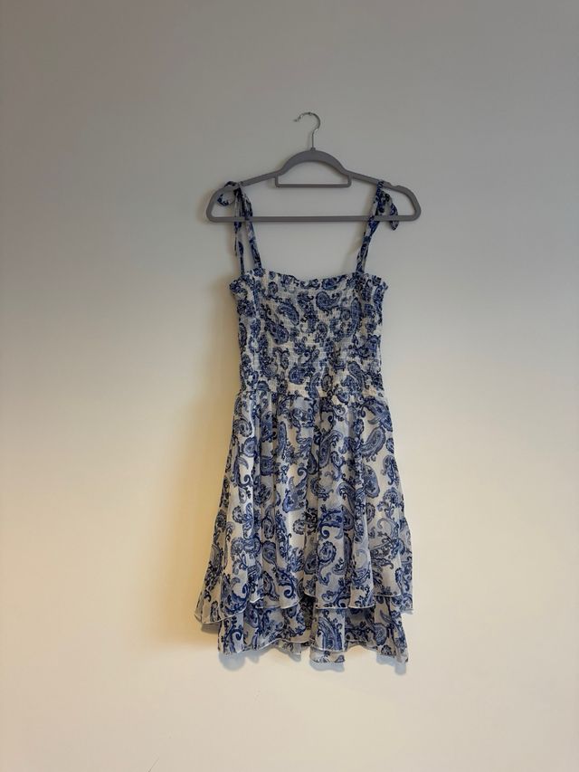 Vestido estampado paisley azul y blanco