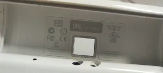 Altavoz JBL On Tour Plata y Blanco