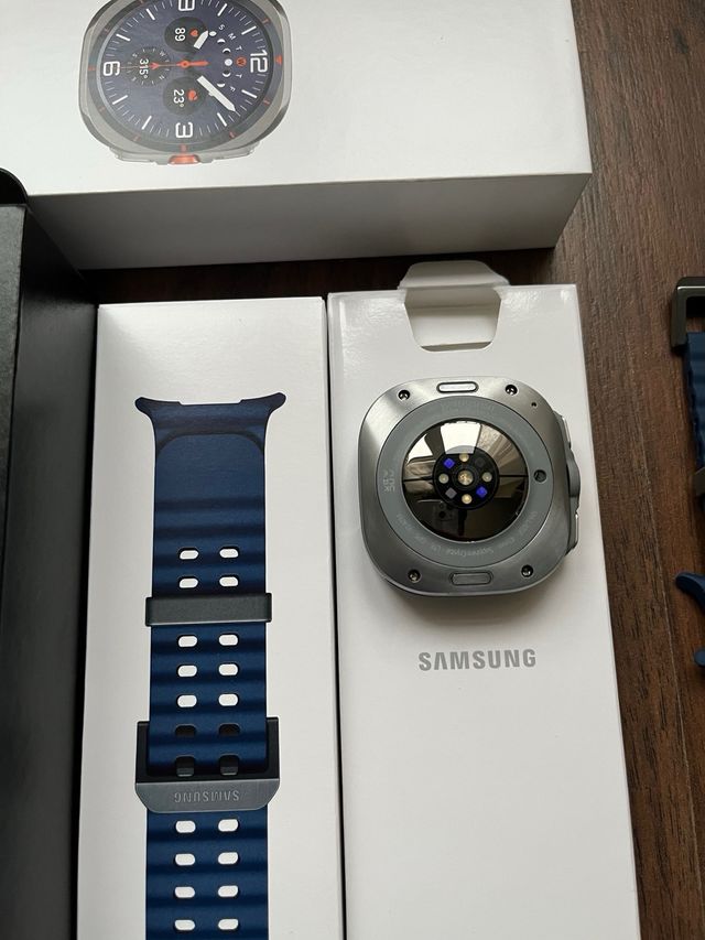 Samsung Galaxy Watch Ultra 2025