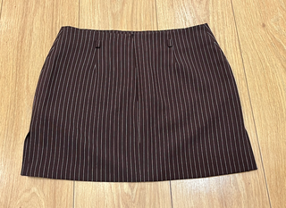 Minifalda marron de vestir con rayas diplomaticas