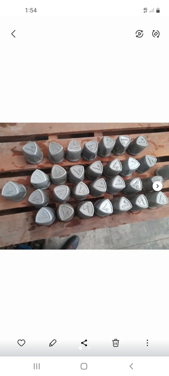 Tapones de tuerca para semirremolque