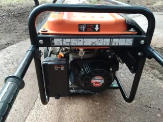 Generador Eléctrico Turbo 3300W Gasolina