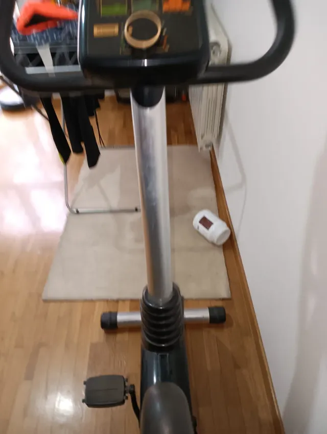 Bicicleta Estática BH. INFINITI PRO ACTION. BH. Es