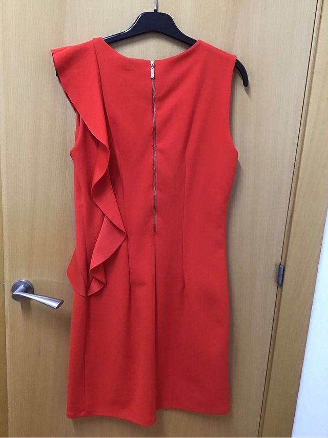 Vestido rojo festivo
