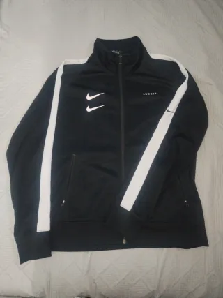 Conjunto deportivo Nike negro y blanco original