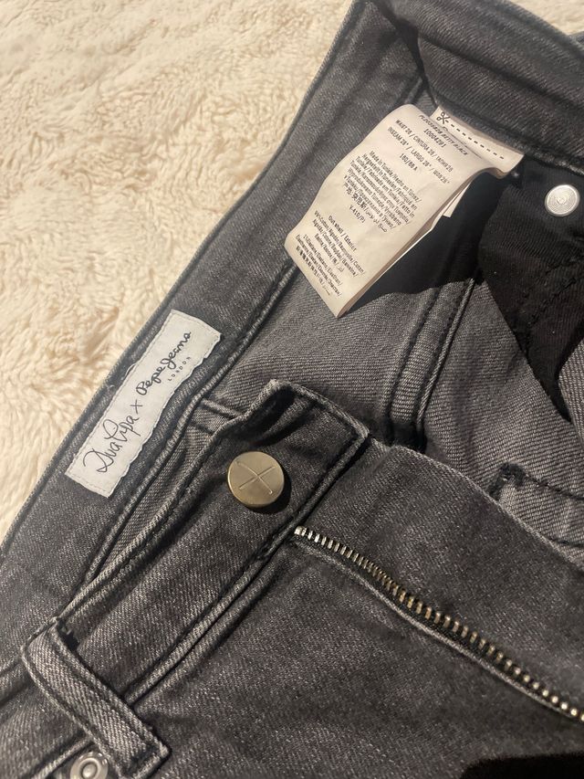 Pepe Jeans x Dua Lipa Vaqueros Grises