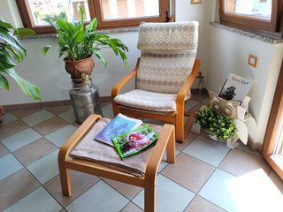 Poltrona Ikea legno e tessuto