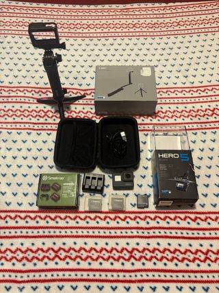 GoPro Hero 5 Black + Accessori