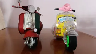2 Modellini Vespa