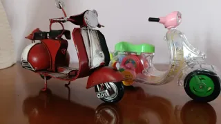 2 Modellini Vespa