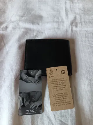 Cartera Piel El Potro Negra y Roja