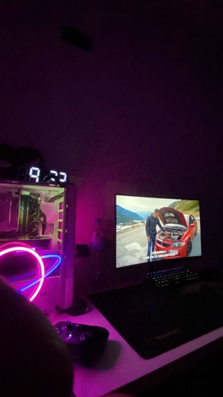 Ordenador Gaming Blanco y Morado