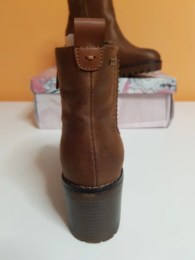 Botines Mustang Marrones Talla 38